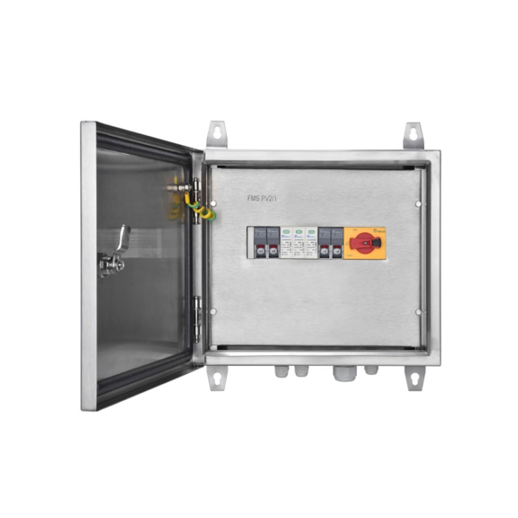 Lightning Protection Design of Combiner Box